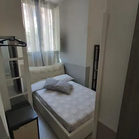 Almayer Noemi Gaeta